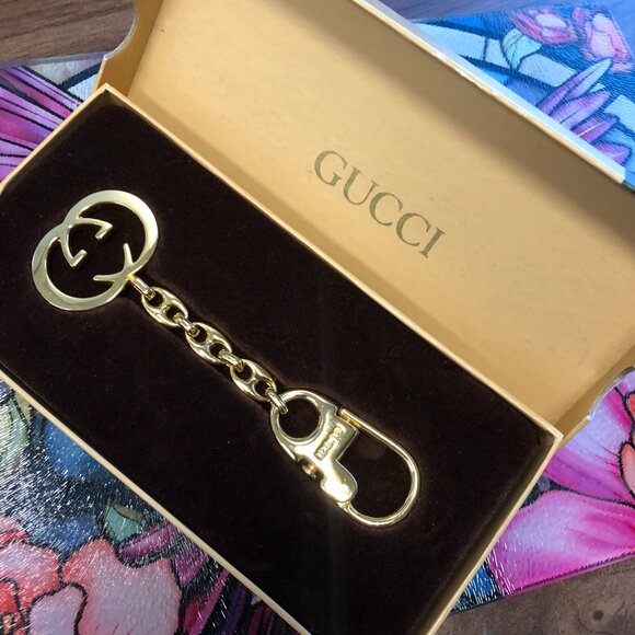 GUCCI GG Vintage Gold Tone Key Chain w Box - Picture 2 of 9